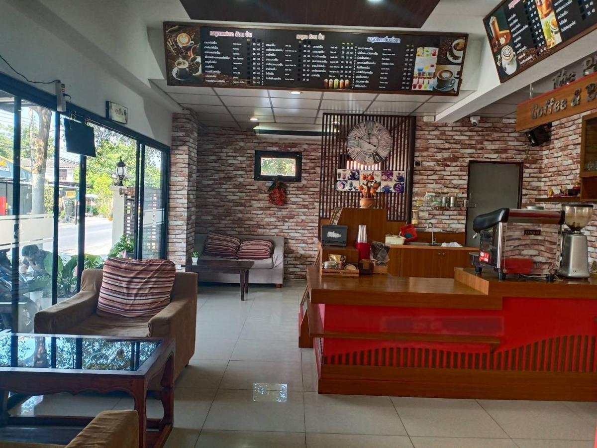 โสดาอพาร์ทเม้นท์​ Ban Lam Phak Kut Exterior foto